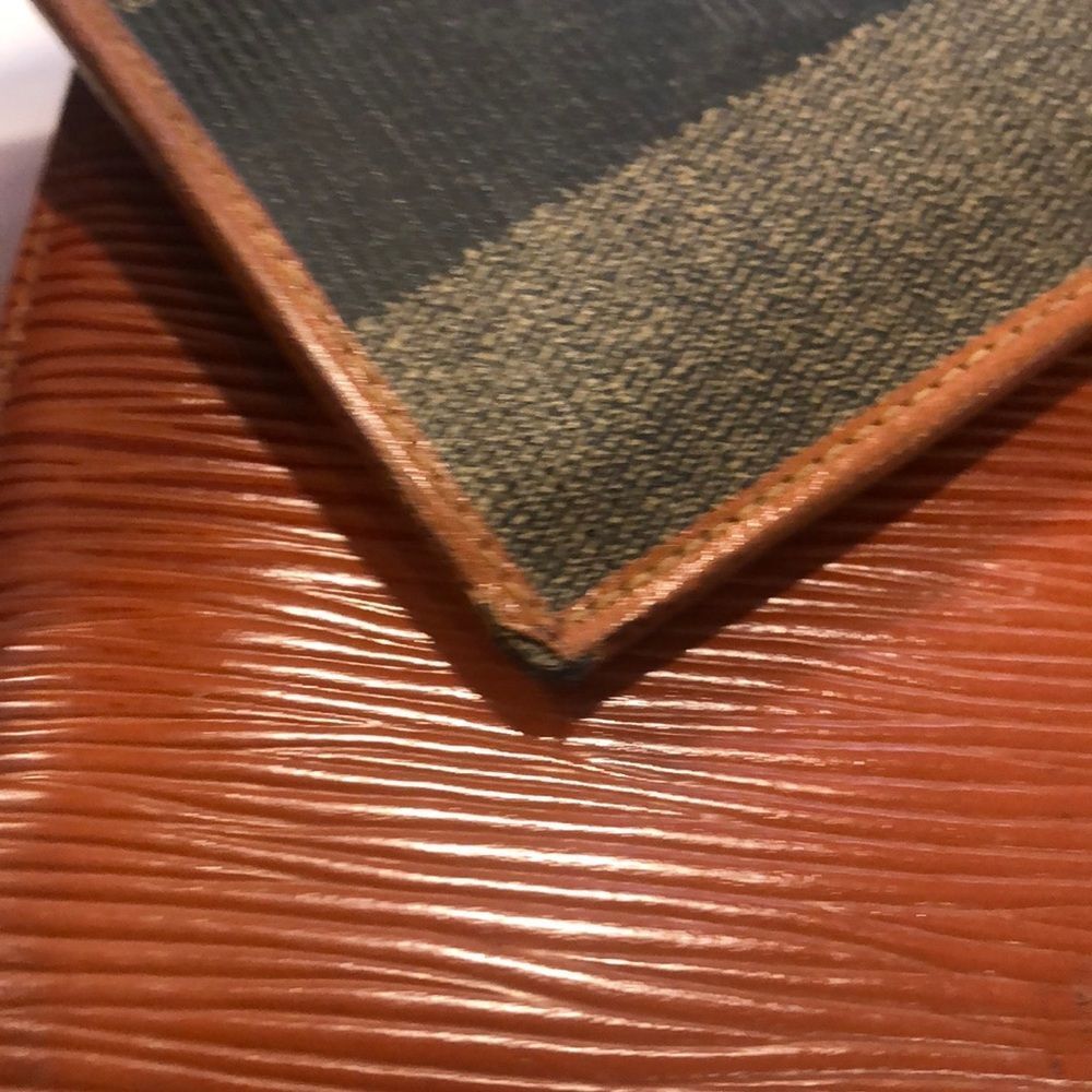 FENDI Pequin Pecan Striped Pattern Bifold Wallet NEW IN BOX - Picture 15 of 17